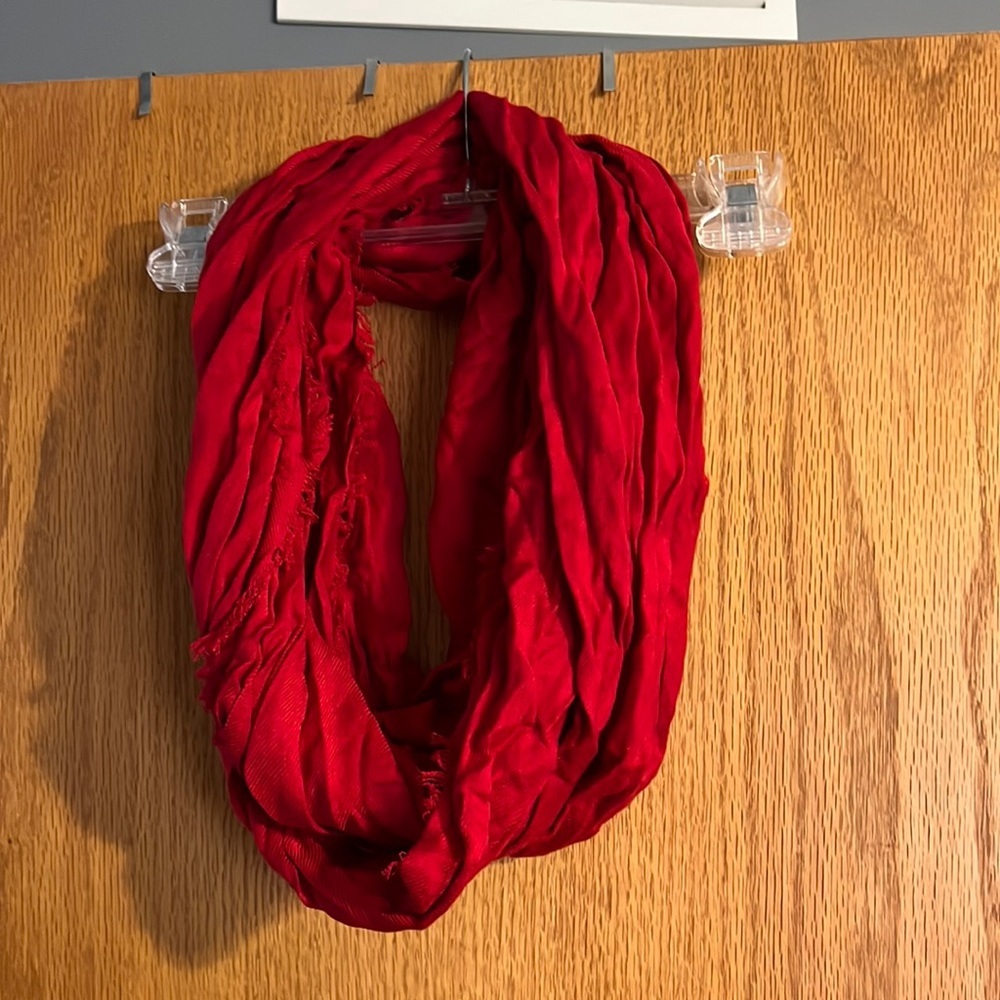 Apt 9 Red Scarf